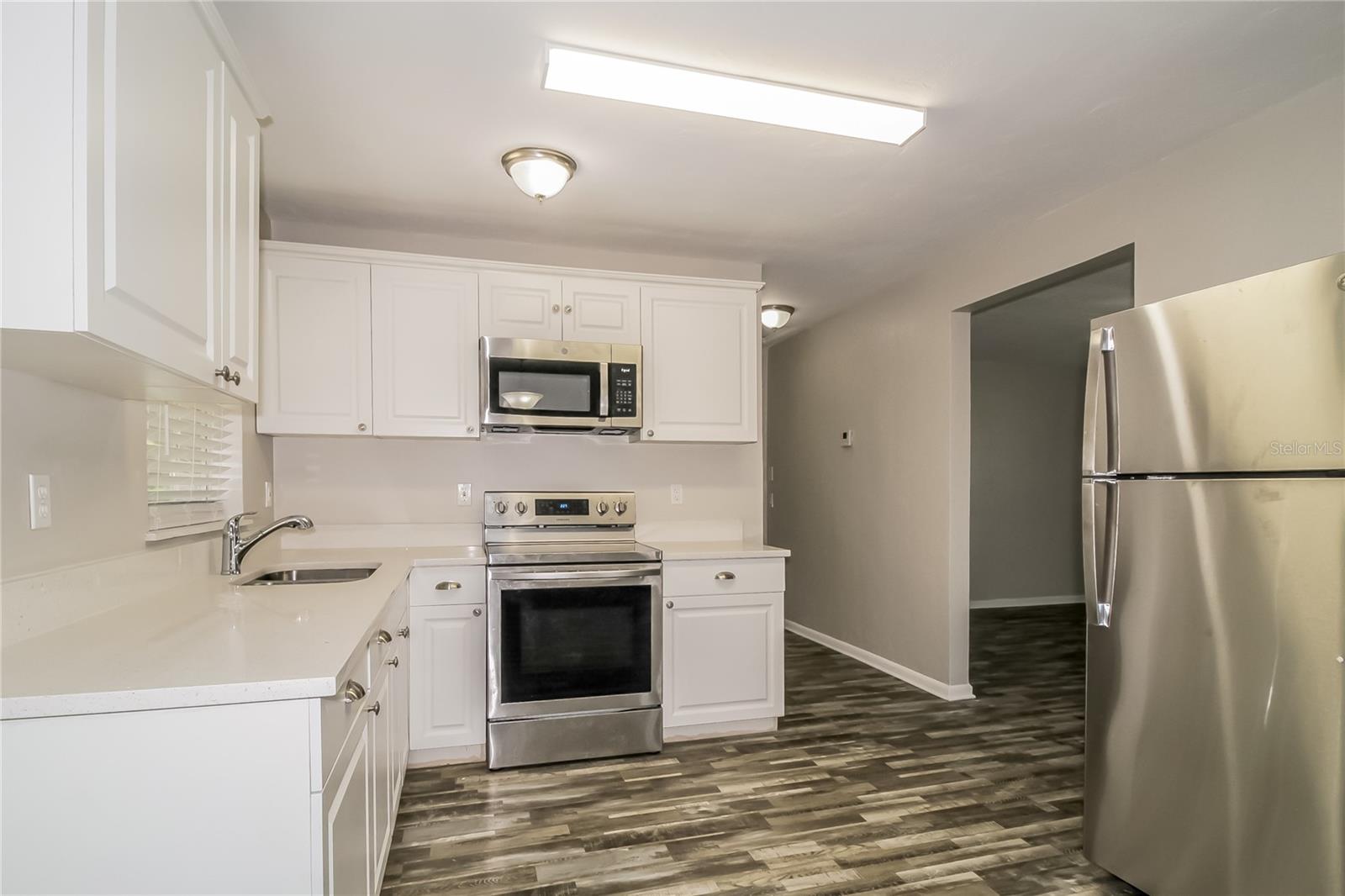 Image 7 of 16 For 52 Community Drive