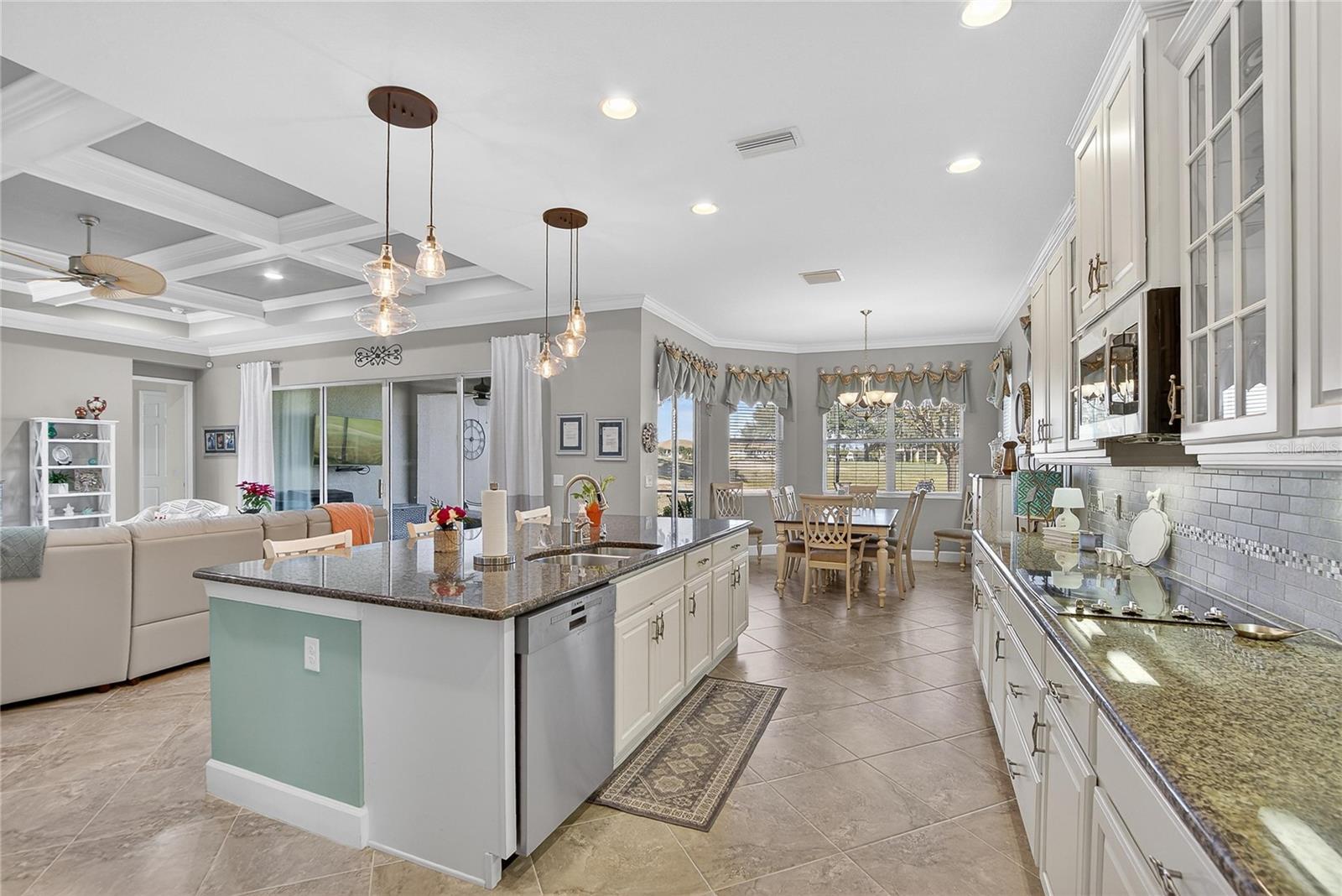 Image 10 of 81 For 1524 Emerald Dunes Drive