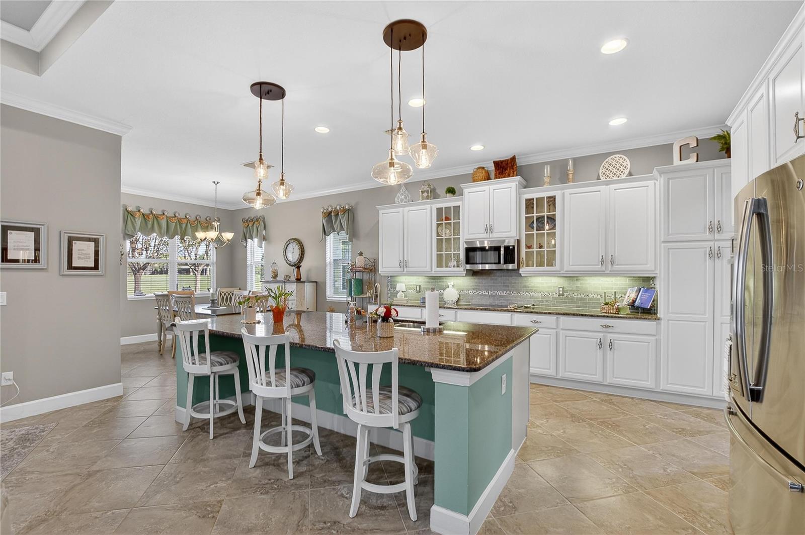 Image 11 of 81 For 1524 Emerald Dunes Drive