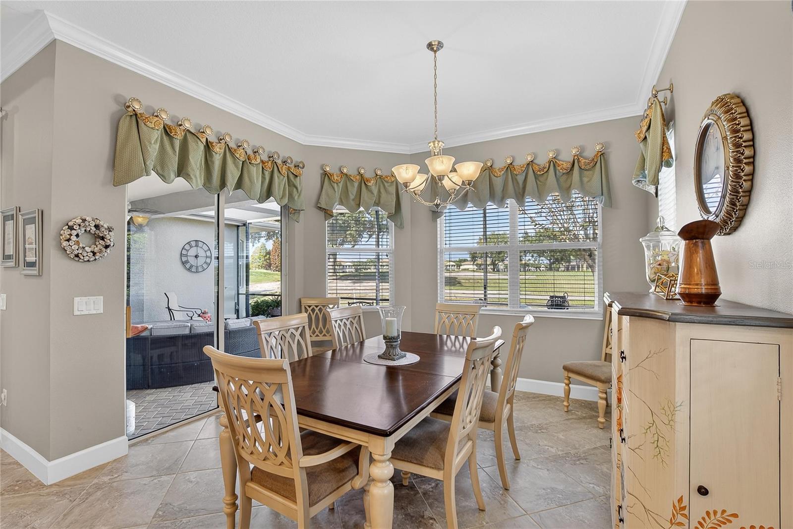 Image 15 of 81 For 1524 Emerald Dunes Drive