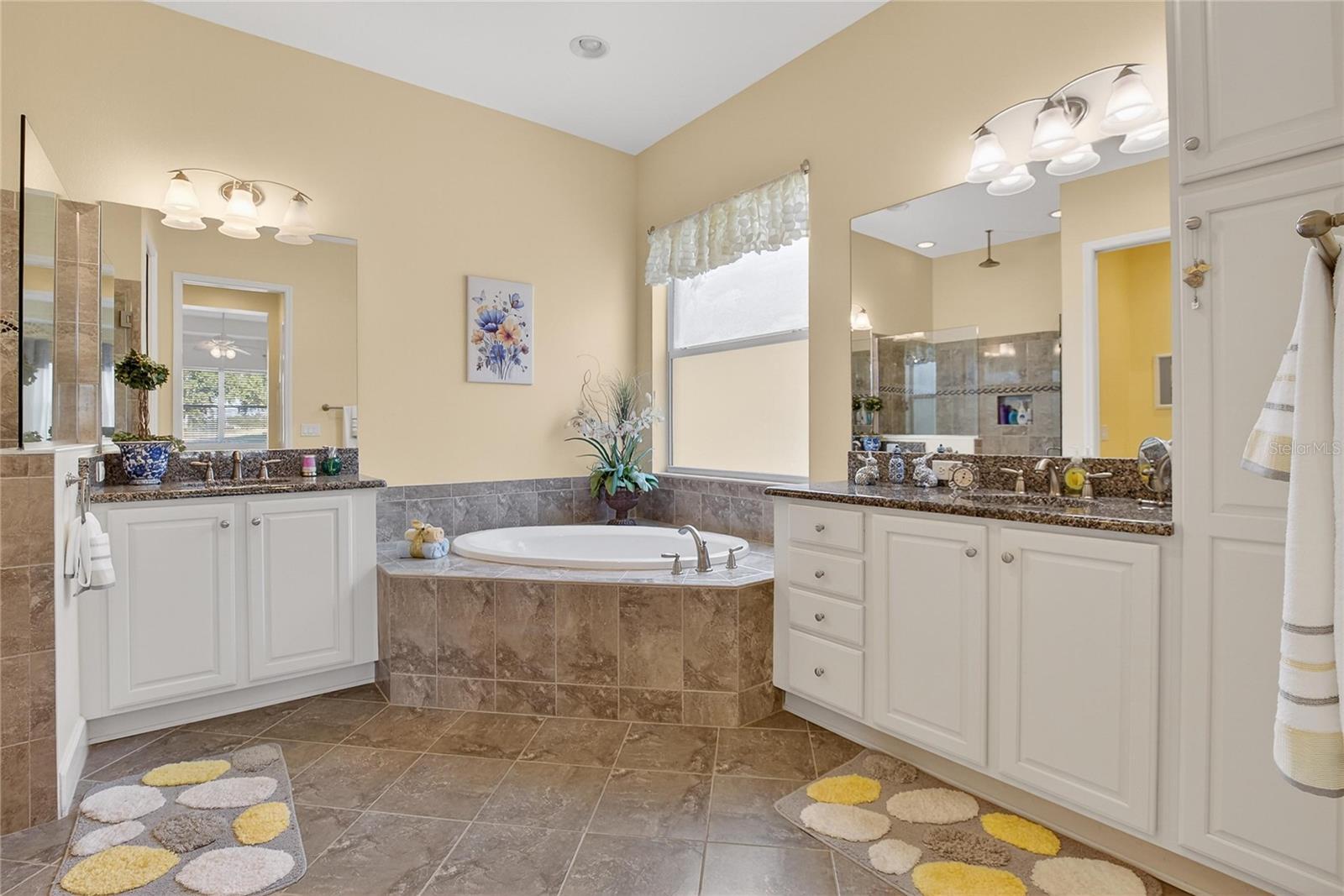 Image 26 of 81 For 1524 Emerald Dunes Drive