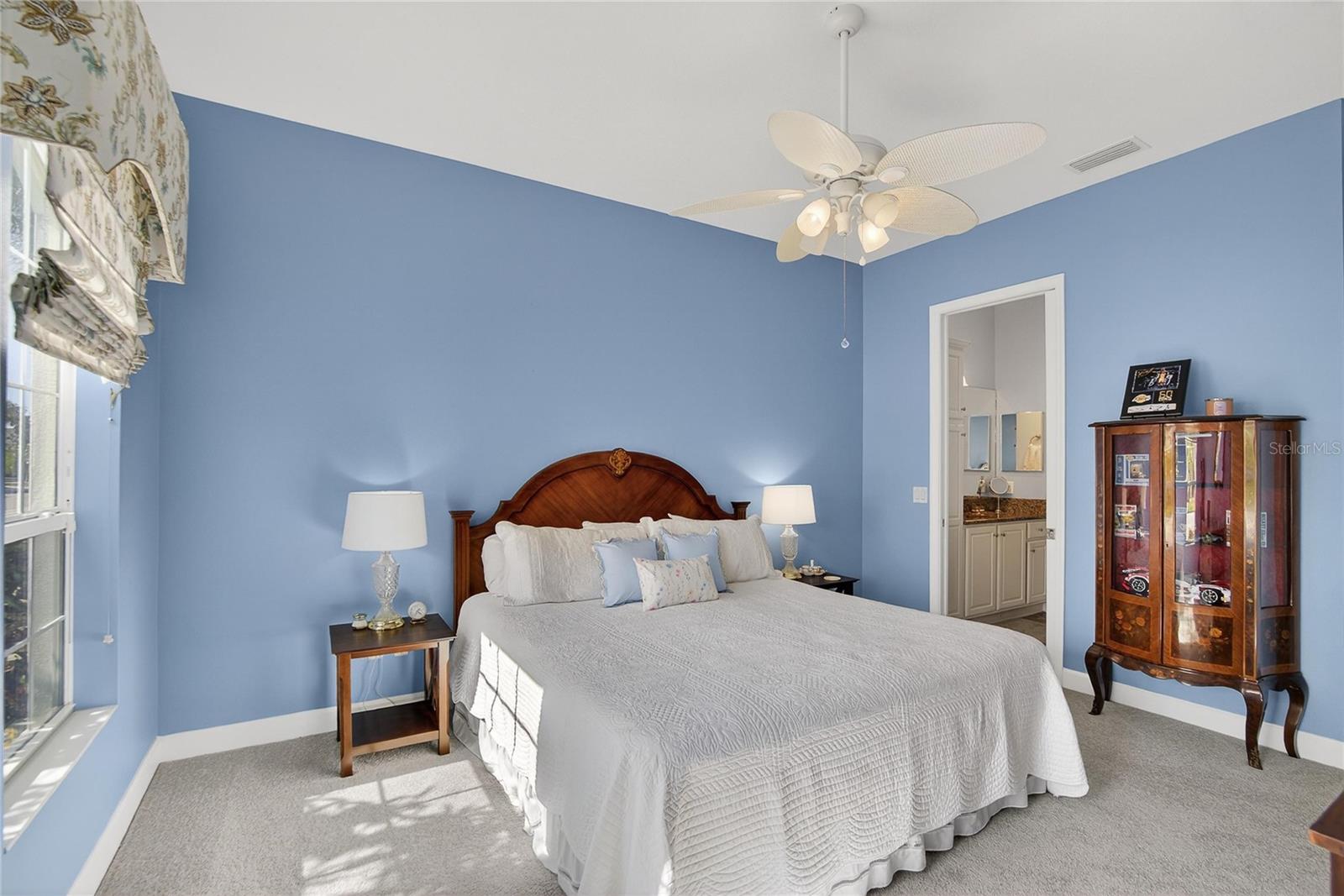 Image 31 of 81 For 1524 Emerald Dunes Drive