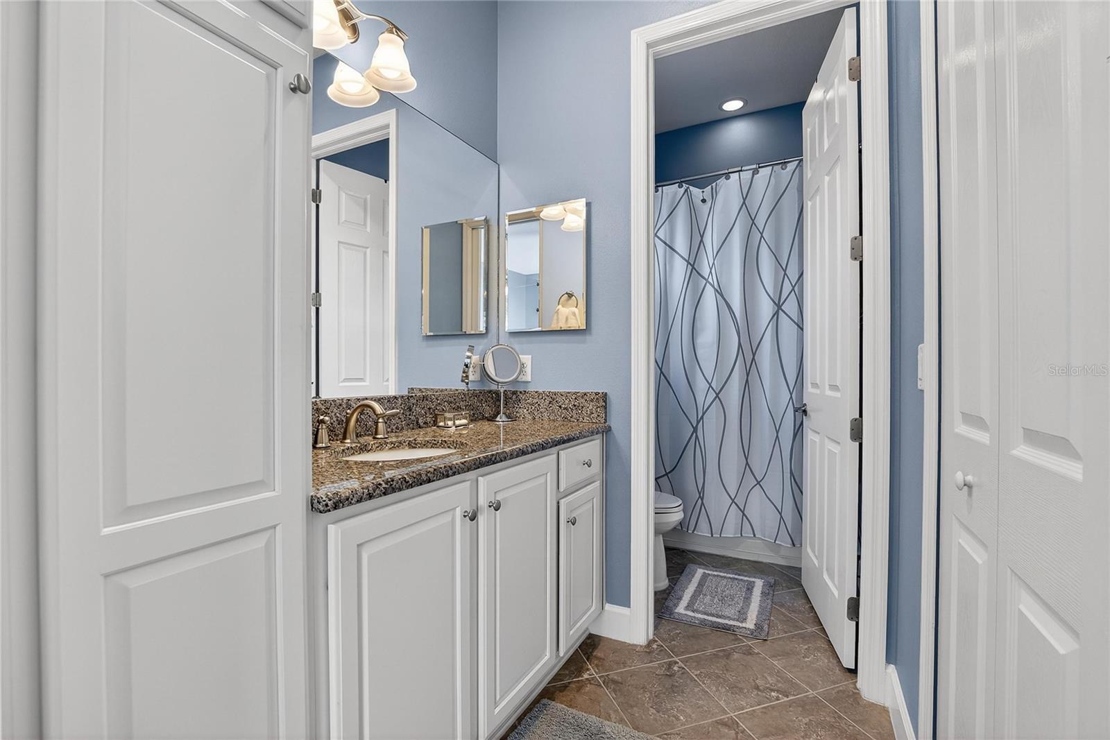 Image 32 of 81 For 1524 Emerald Dunes Drive