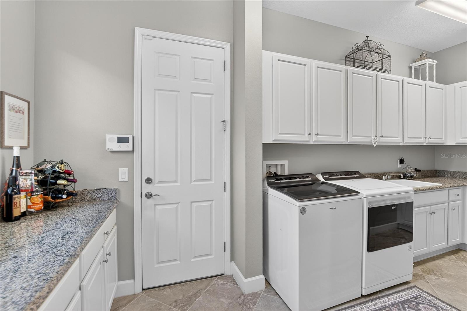 Image 36 of 81 For 1524 Emerald Dunes Drive