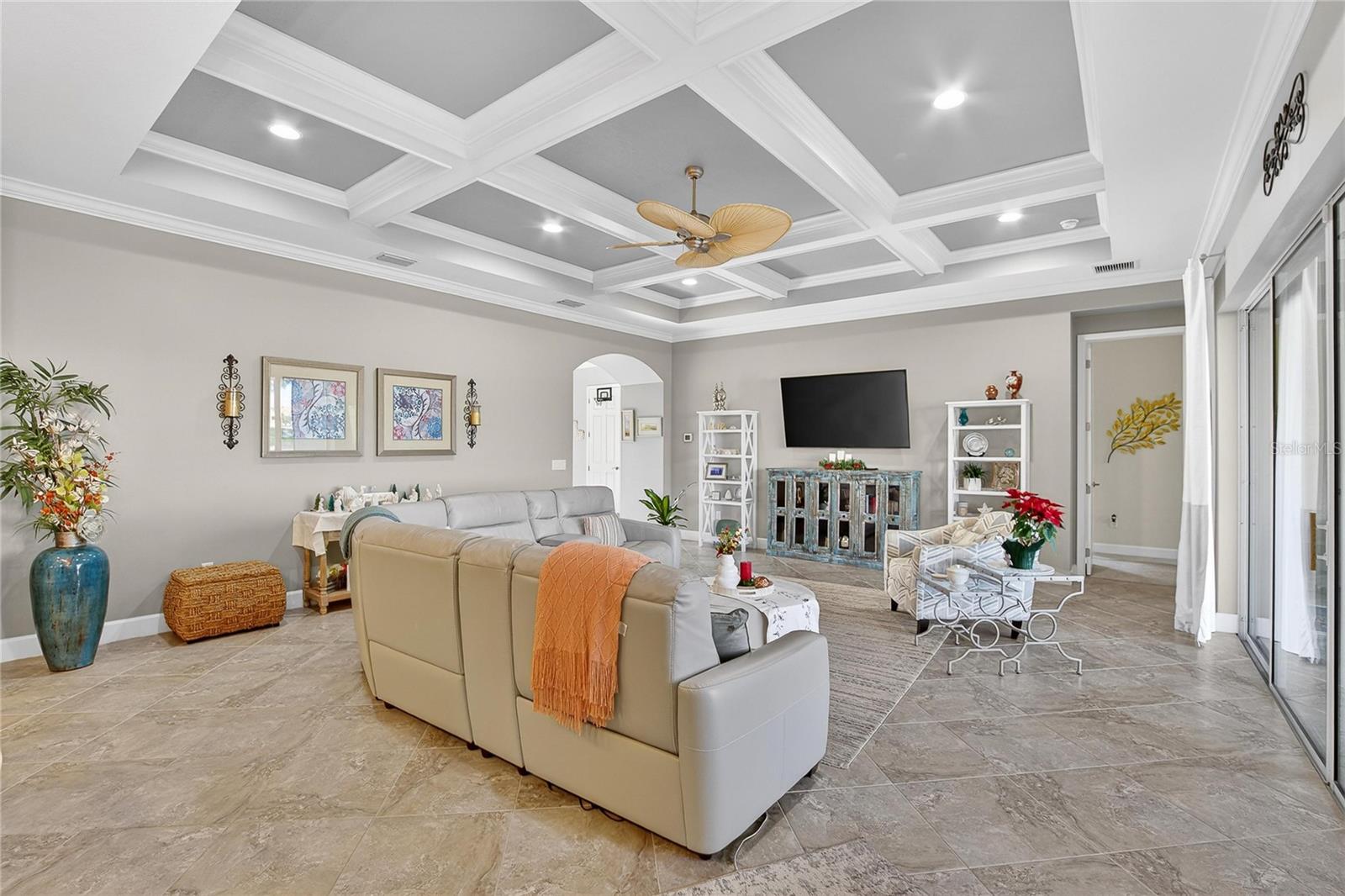 Image 9 of 81 For 1524 Emerald Dunes Drive