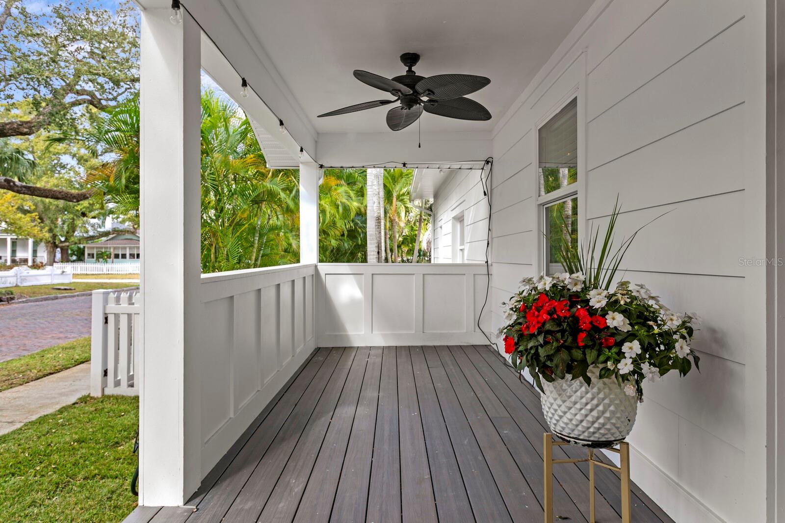 Image 11 of 61 For 1719 11th Street N