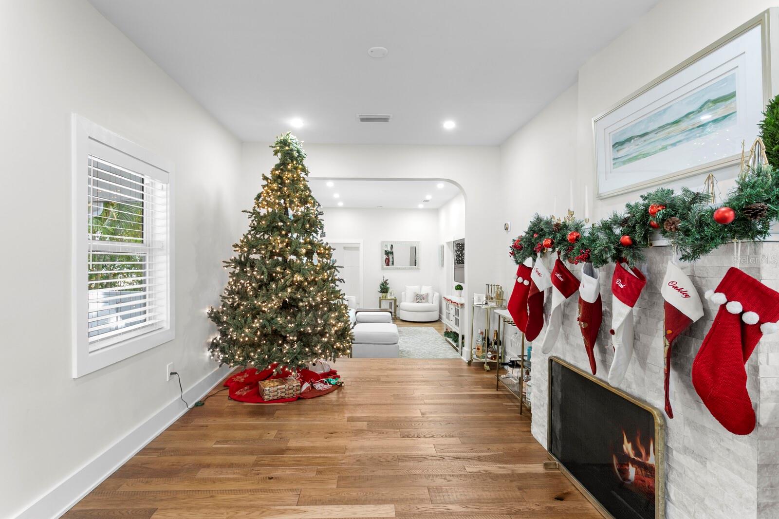 Image 12 of 61 For 1719 11th Street N