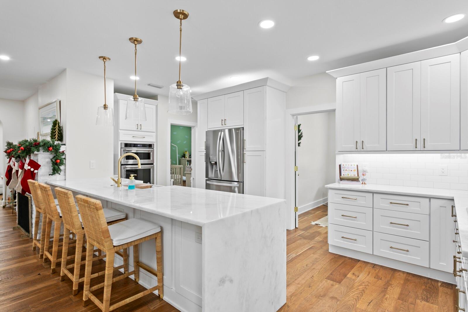 Image 3 of 61 For 1719 11th Street N