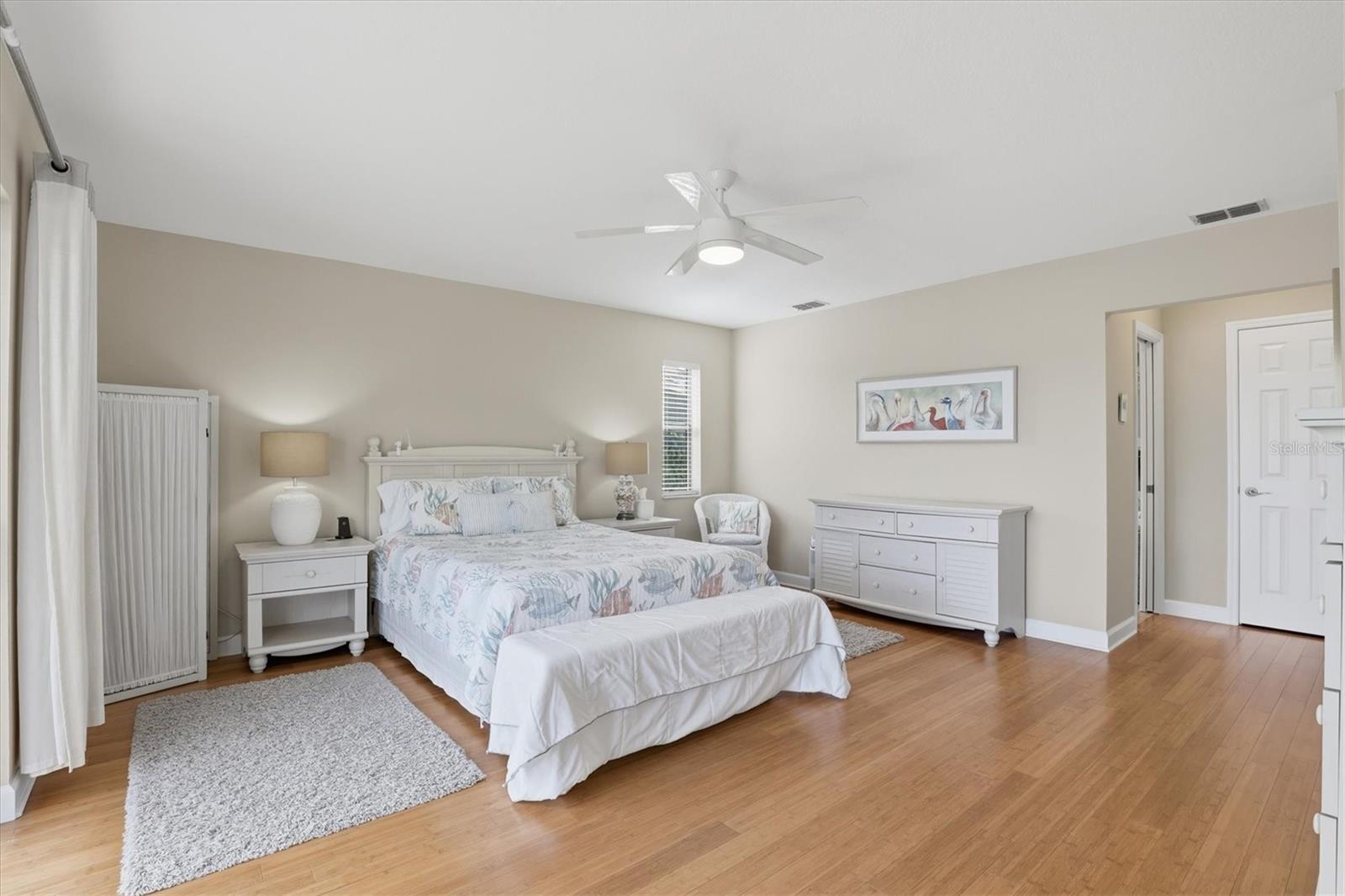 Listing photo id 18 for 66 Canal Drive