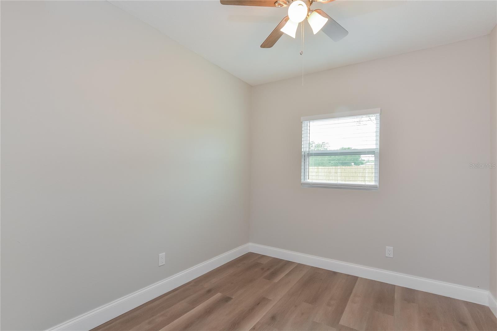 Image 11 of 16 For 304 Sir Lawrence Drive