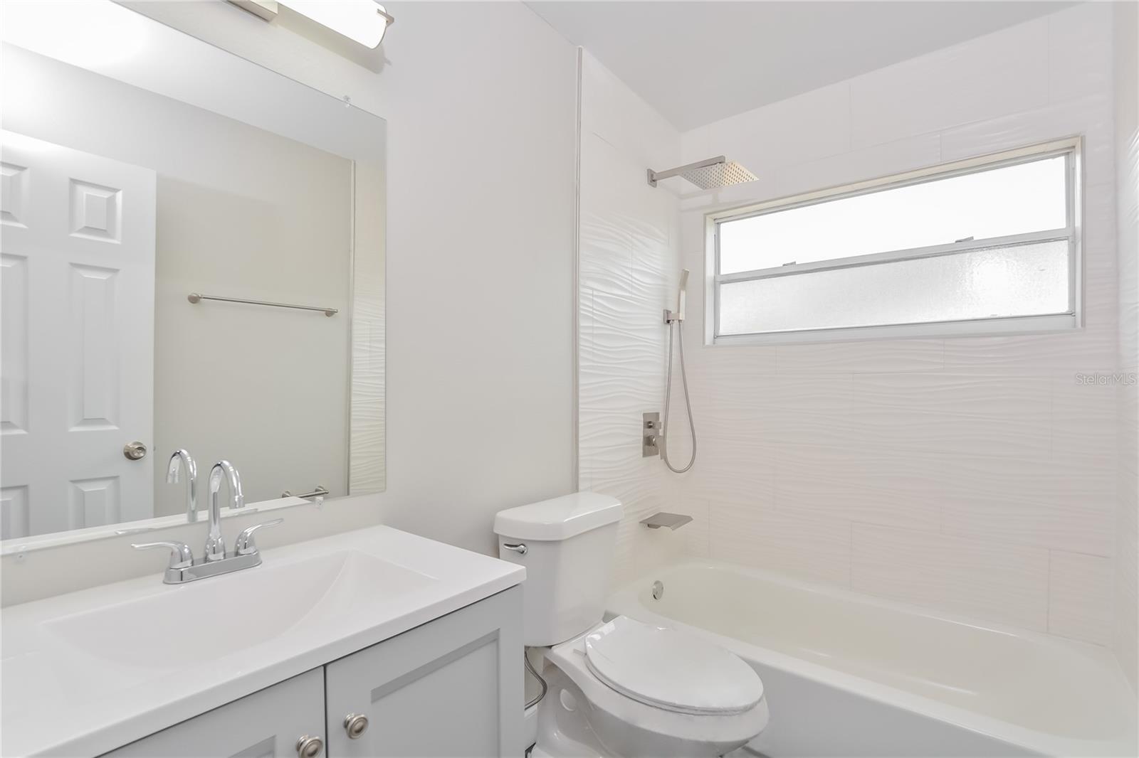 Image 13 of 16 For 304 Sir Lawrence Drive