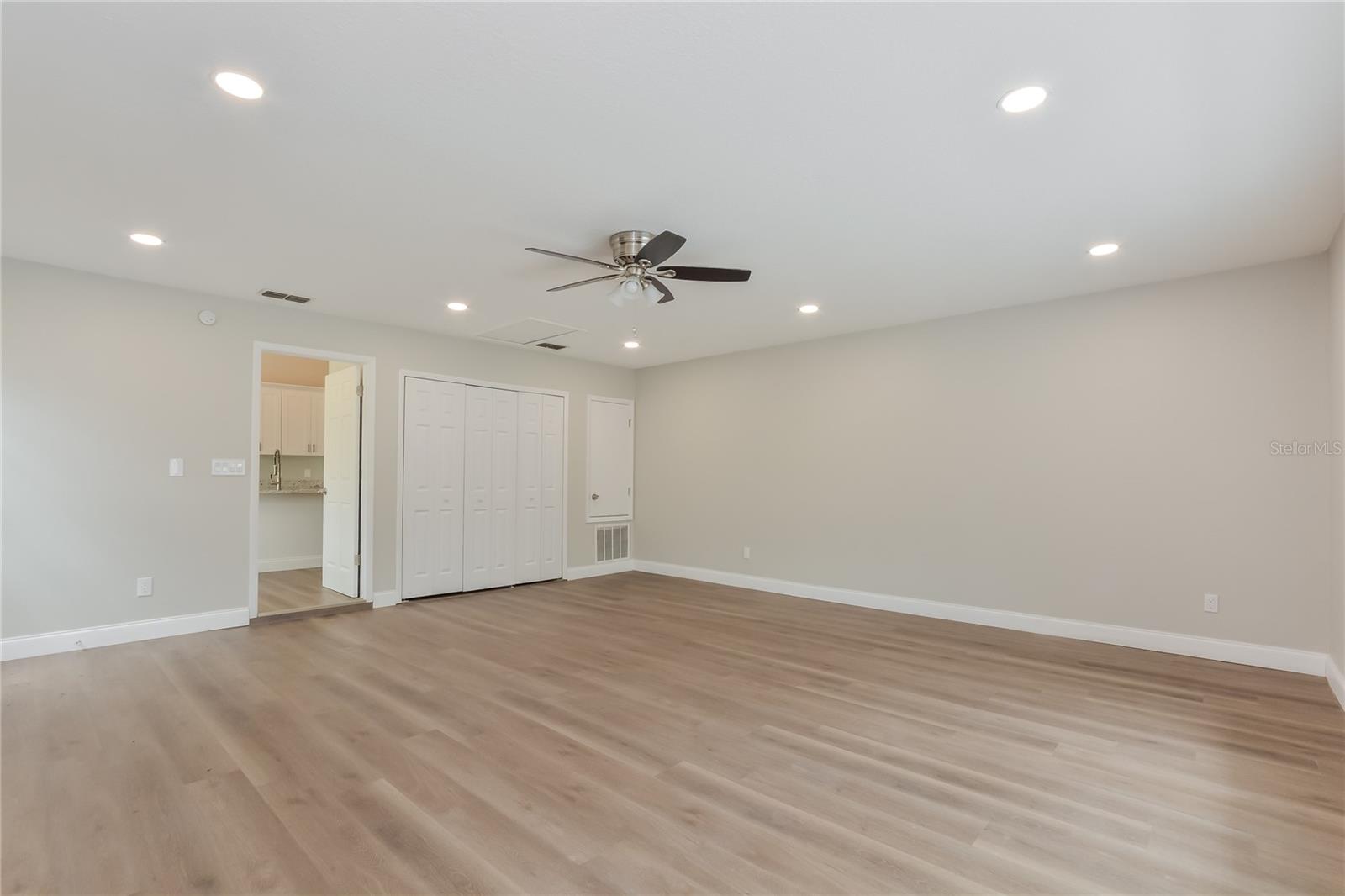 Image 6 of 16 For 304 Sir Lawrence Drive