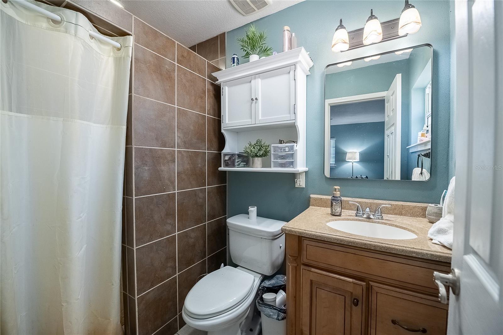 Image 14 of 32 For 800 Avenue L Se