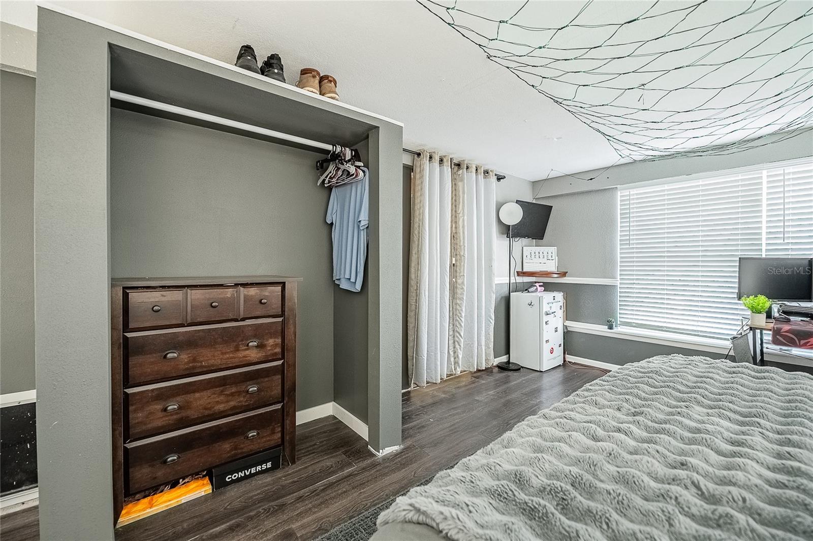 Image 23 of 32 For 800 Avenue L Se