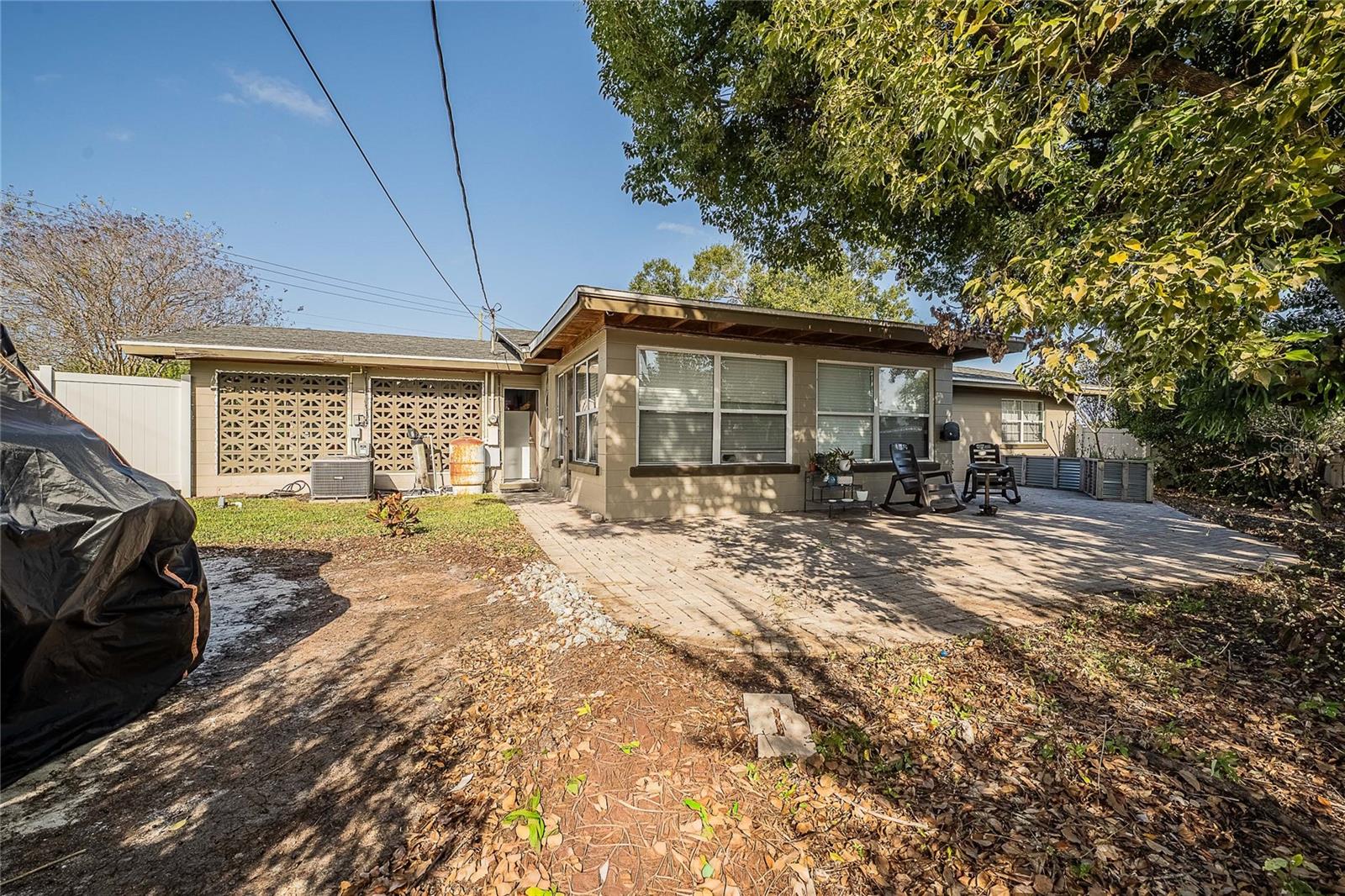 Image 27 of 32 For 800 Avenue L Se