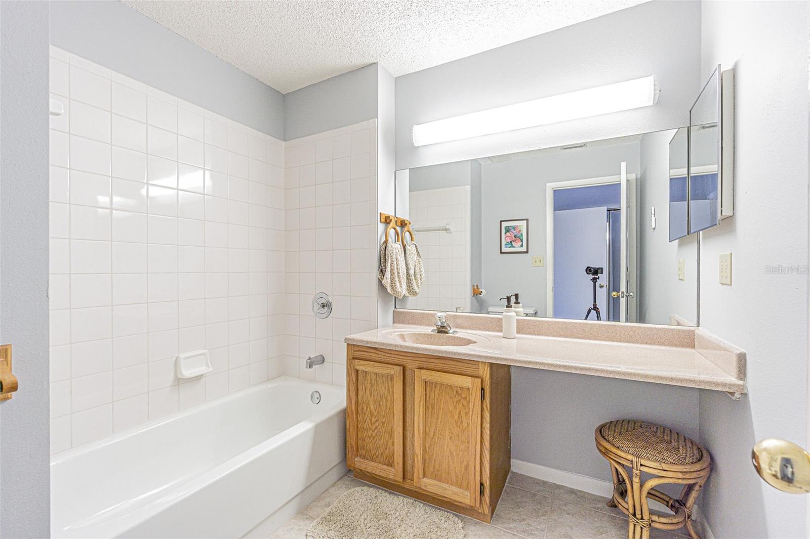 Listing photo id 10 for 17960 Gulf Boulevard 208