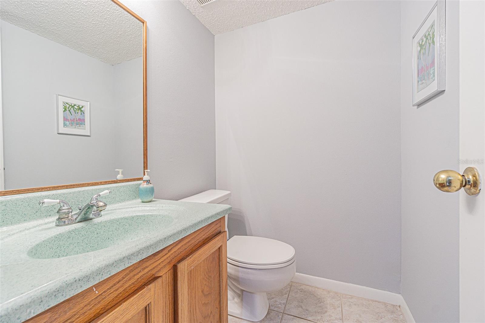 Listing photo id 13 for 17960 Gulf Boulevard 208