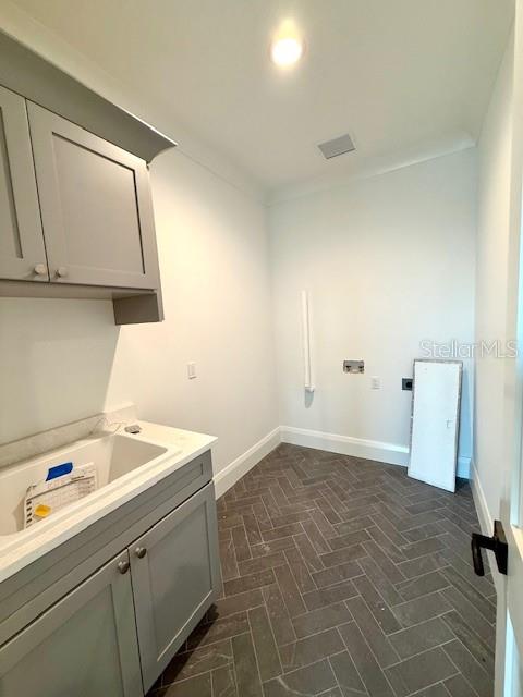 Listing photo id 4 for 1524 Habana Avenue