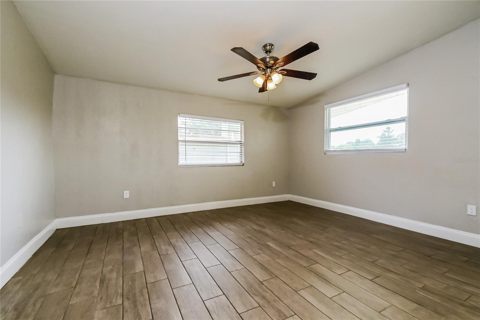 Image 7 of 16 For 3521 Schwalbe Drive