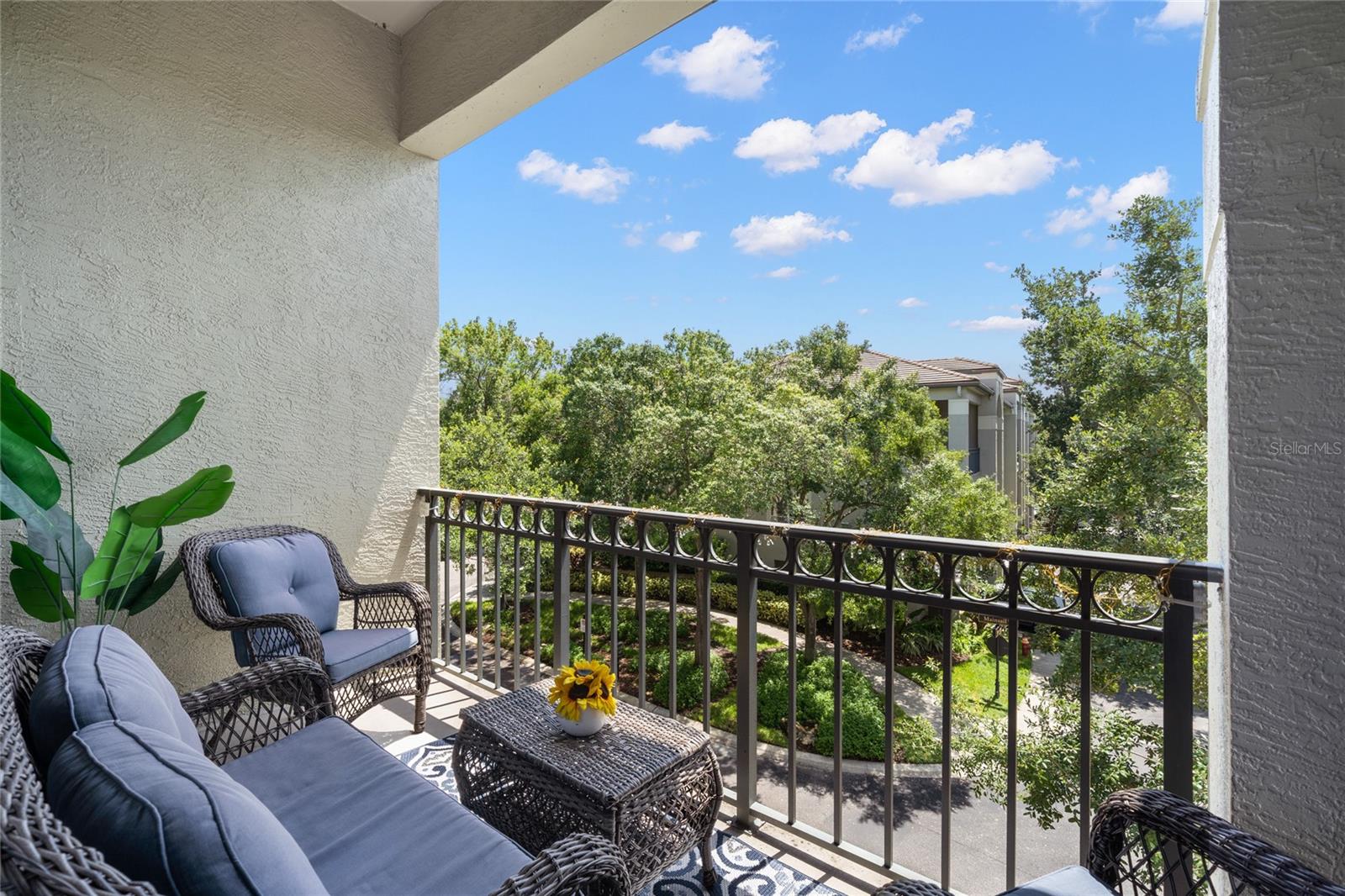 Image 23 of 30 For 726 Seagate Drive 726