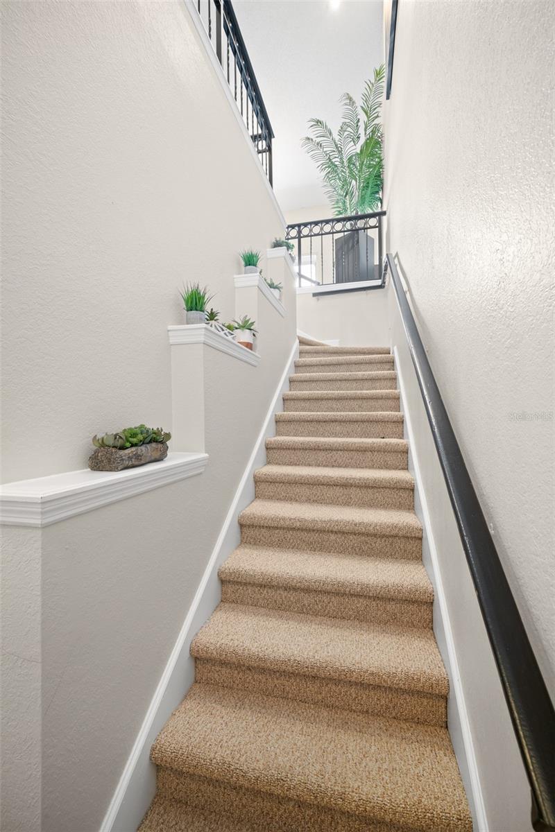 Image 3 of 30 For 726 Seagate Drive 726