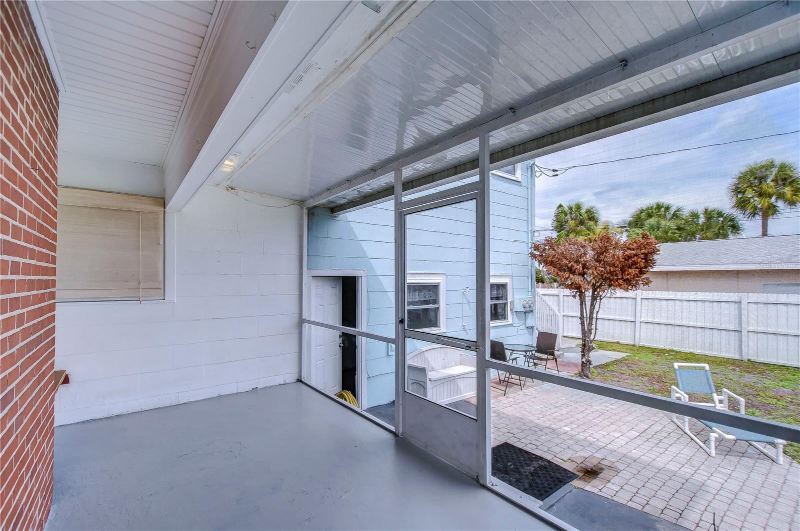 Image 5 of 39 For 5737 Shore Boulevard S 1