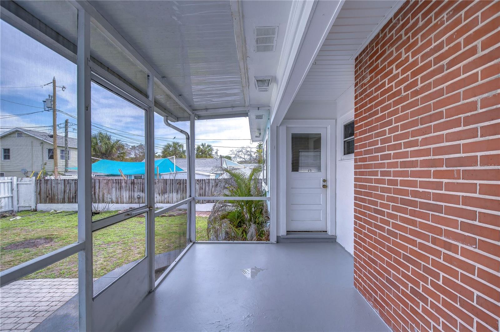 Image 6 of 39 For 5737 Shore Boulevard S 1