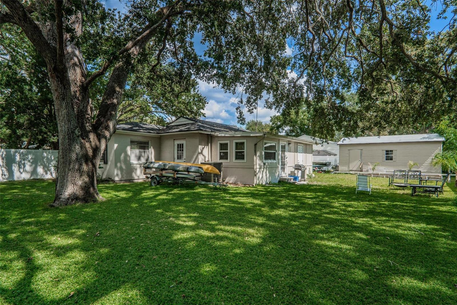 Image 21 of 25 For 4122 Empedrado Street