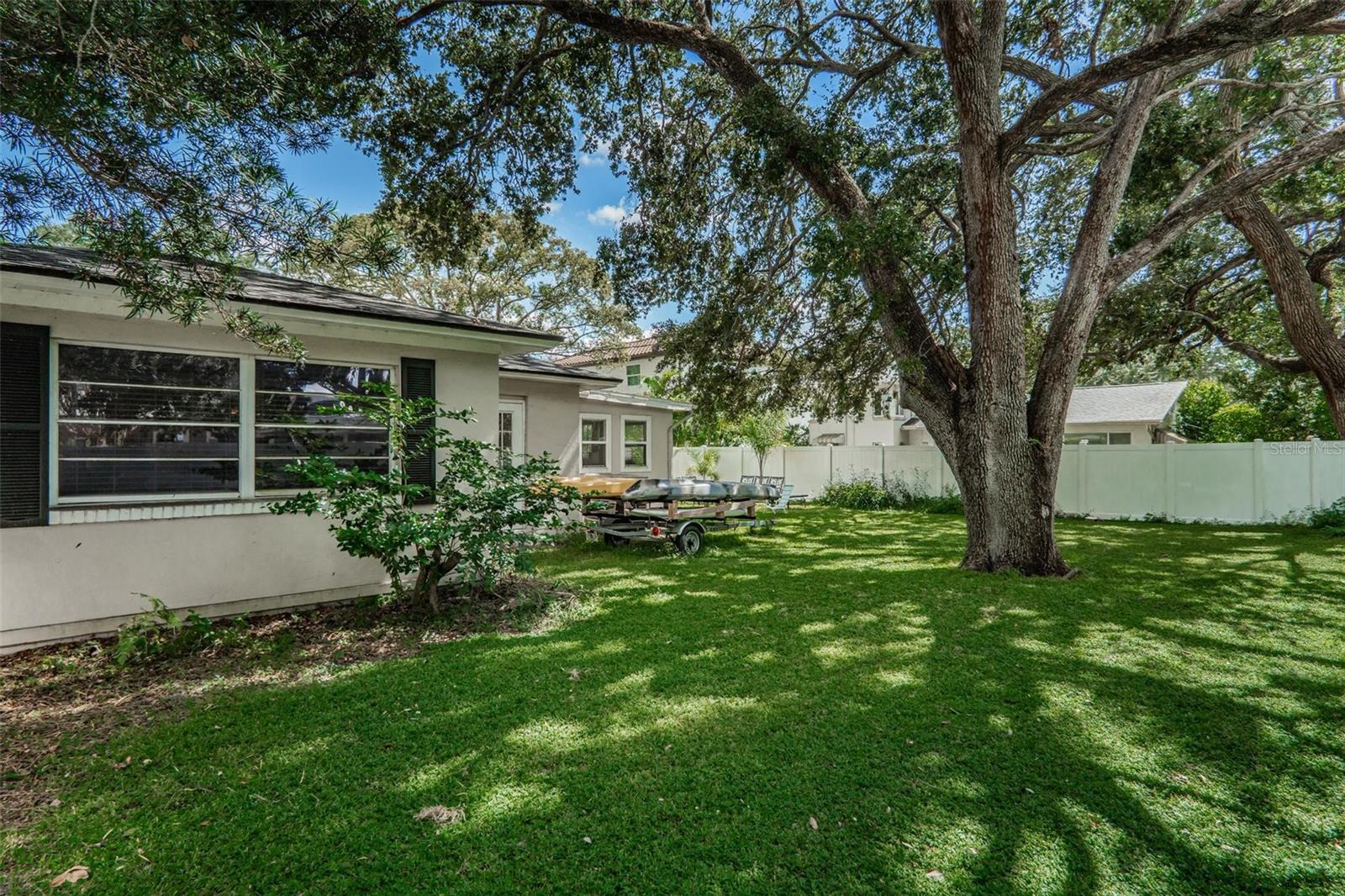 Image 22 of 25 For 4122 Empedrado Street