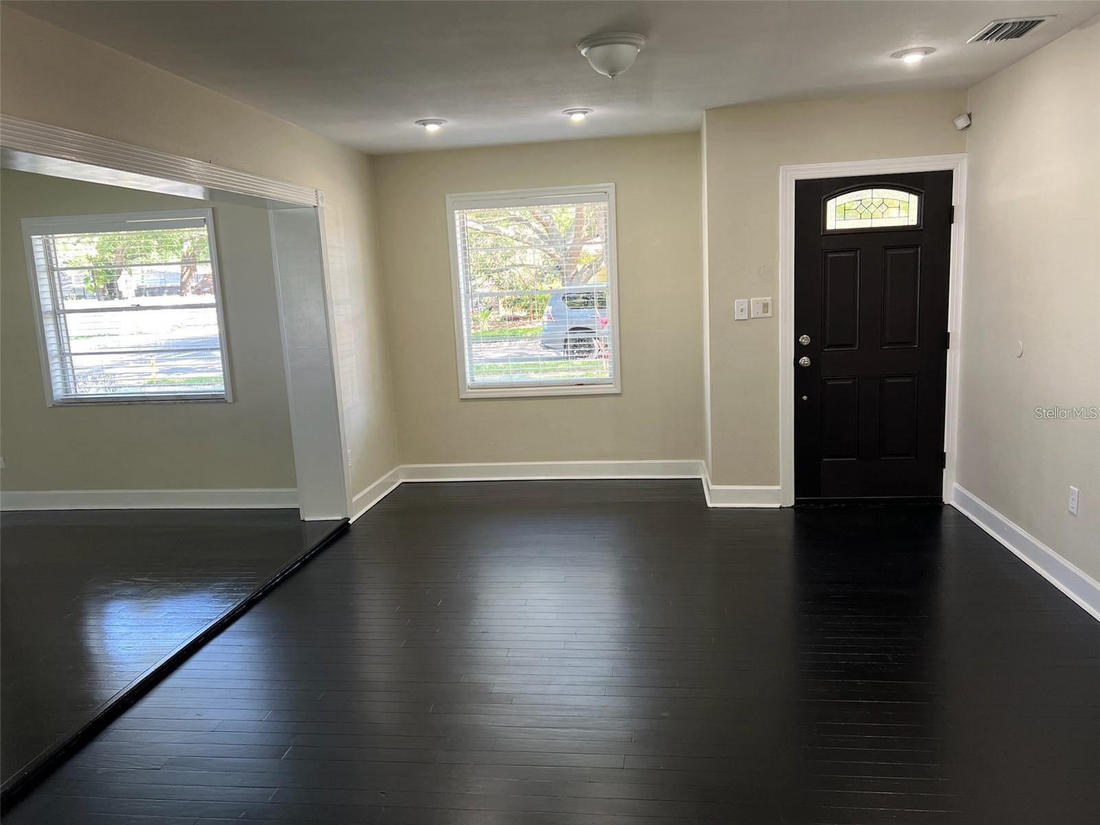 Image 6 of 25 For 4122 Empedrado Street