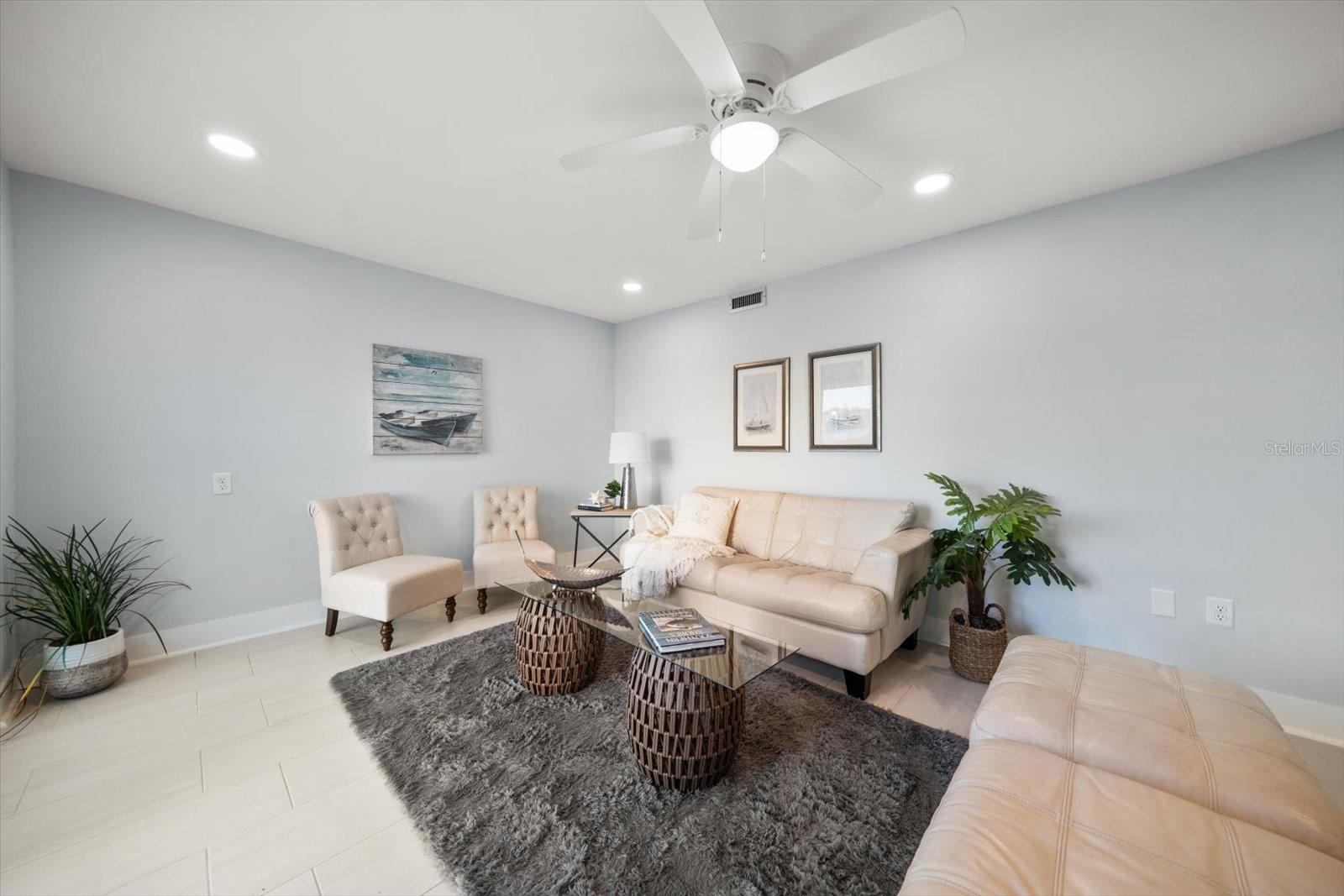 Image 20 of 53 For 1 Windrush Boulevard 45