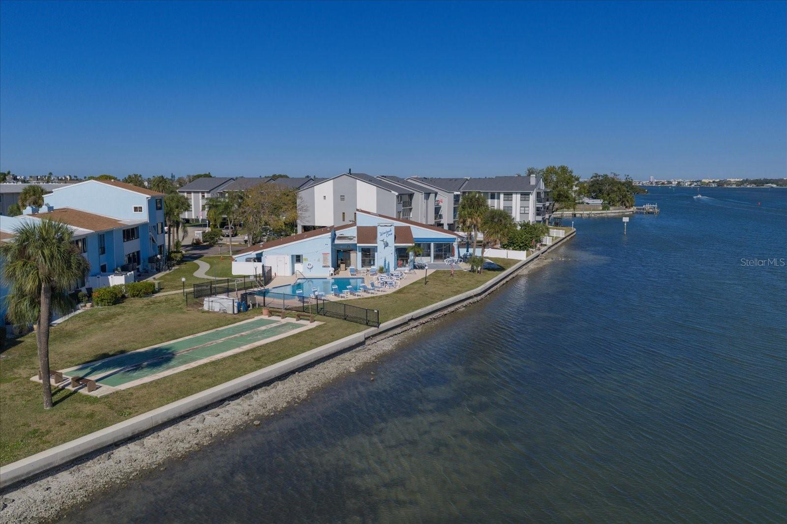 Image 35 of 53 For 1 Windrush Boulevard 45