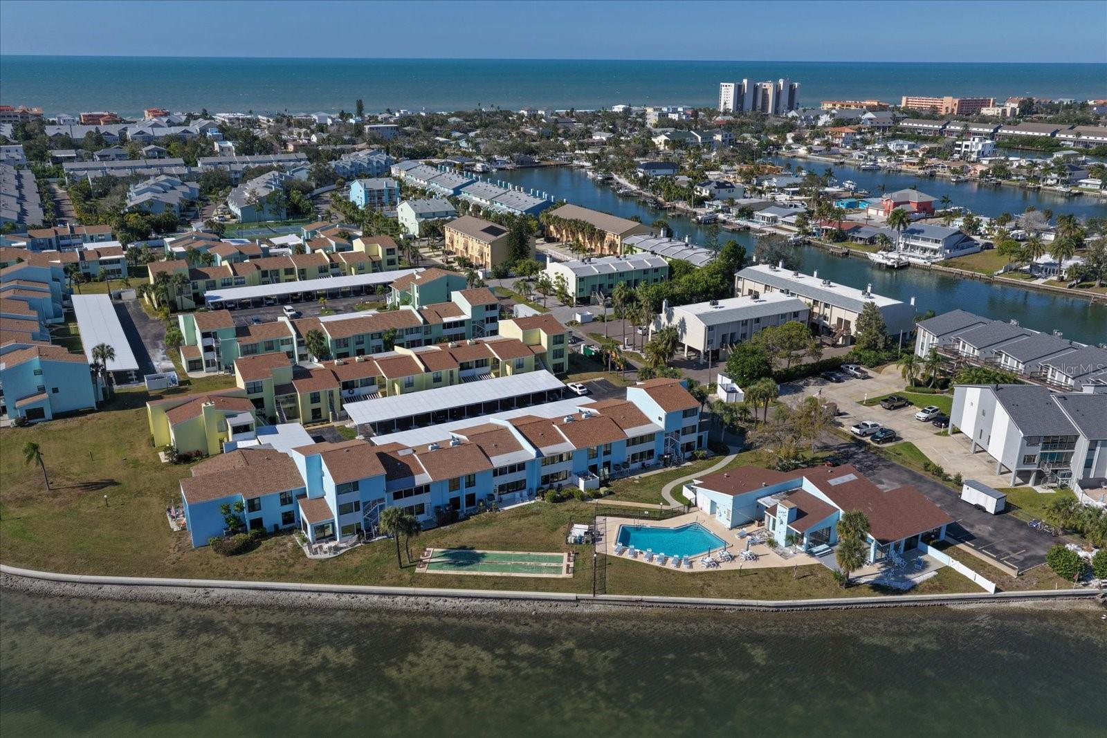 Image 47 of 53 For 1 Windrush Boulevard 45