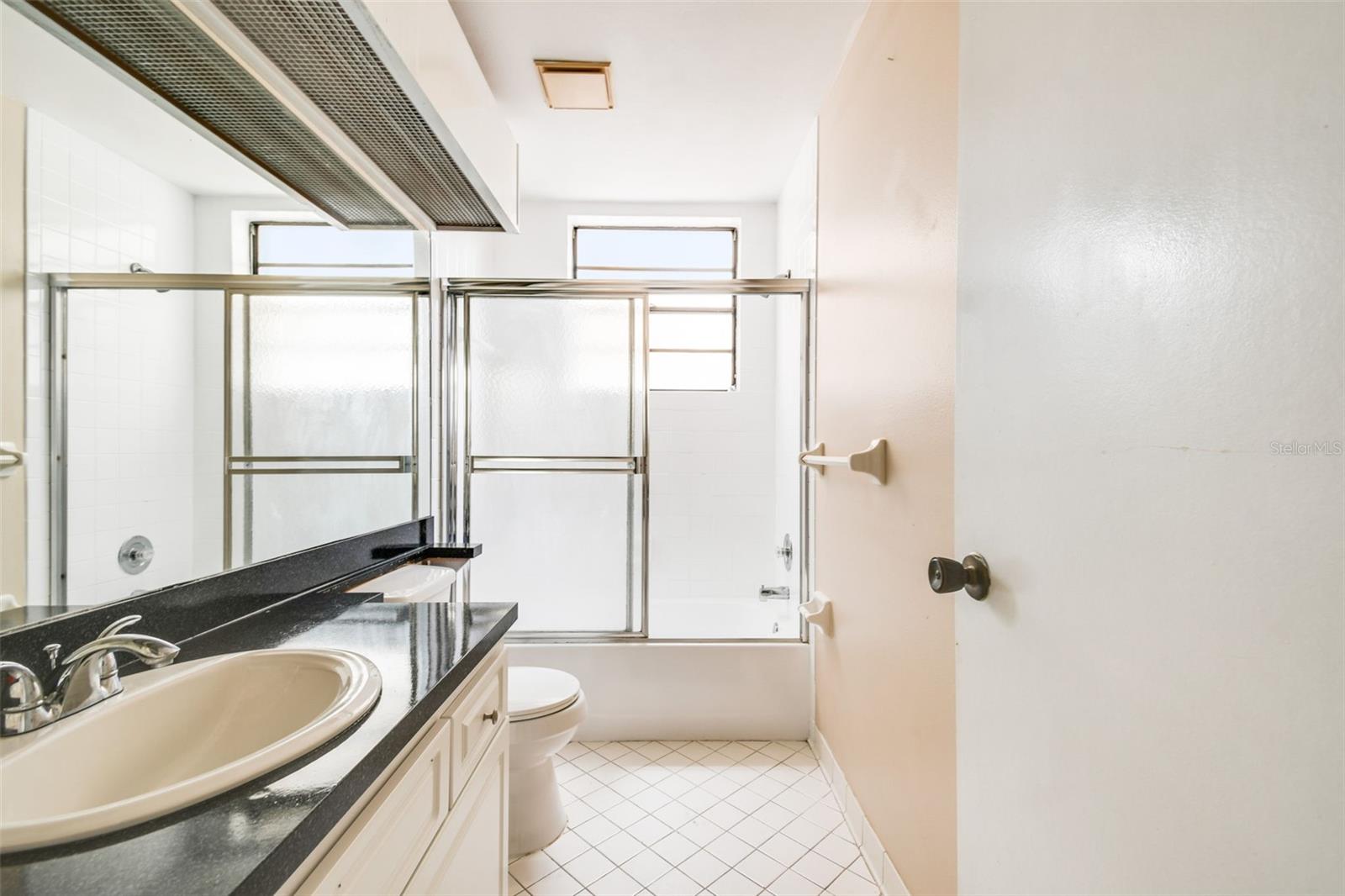 Image 14 of 65 For 101 Lindsay Lane