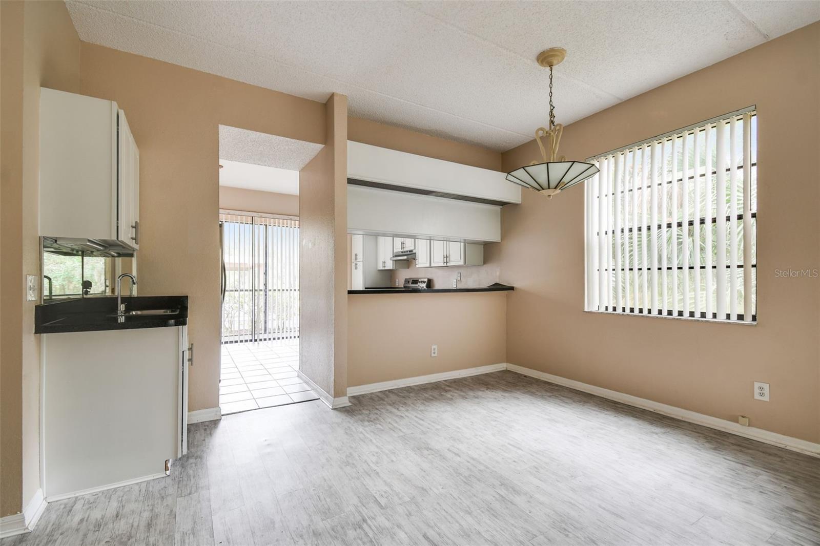 Image 45 of 65 For 101 Lindsay Lane