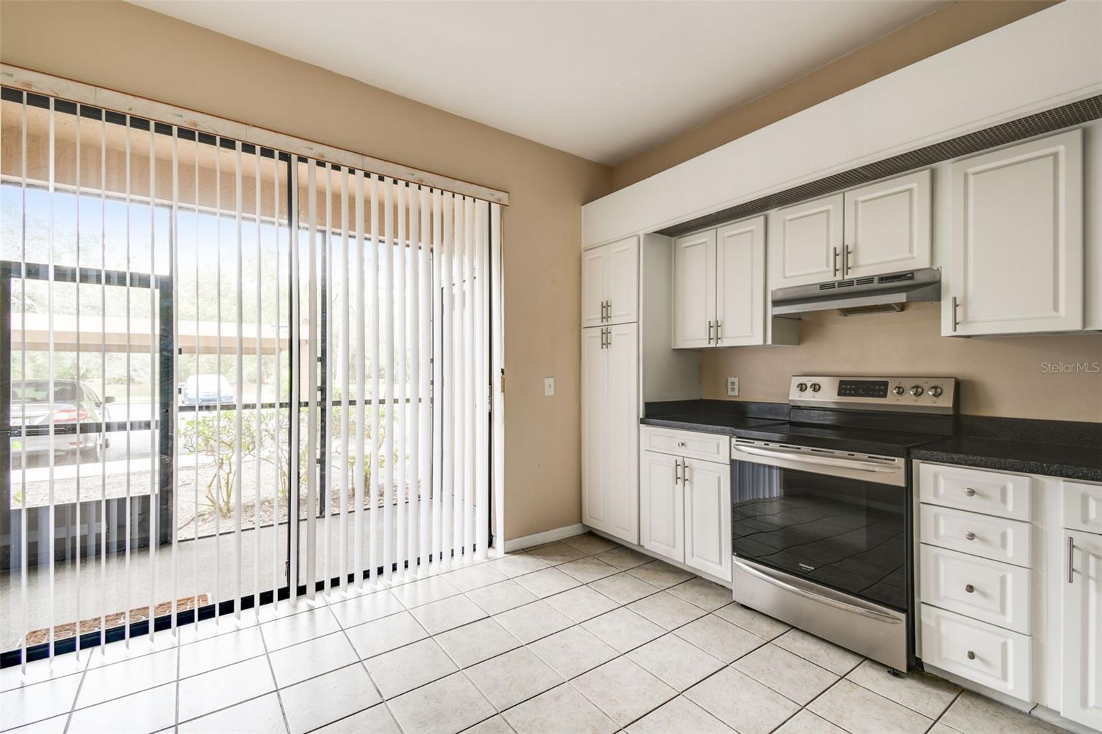 Image 51 of 65 For 101 Lindsay Lane