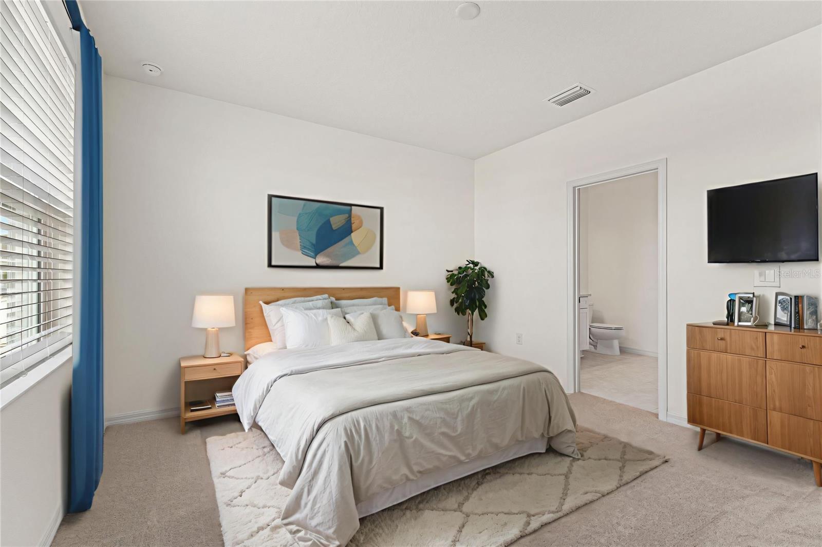 Image 11 of 34 For 2262 Washington Palm Court