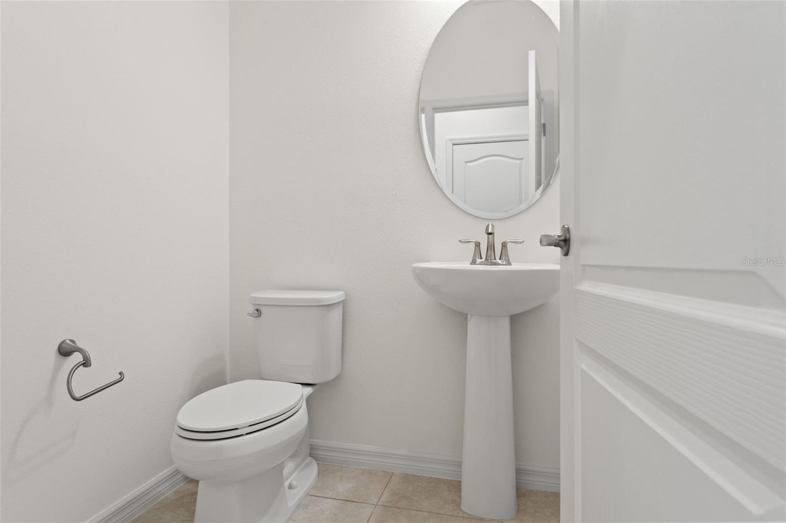 Image 29 of 34 For 2262 Washington Palm Court