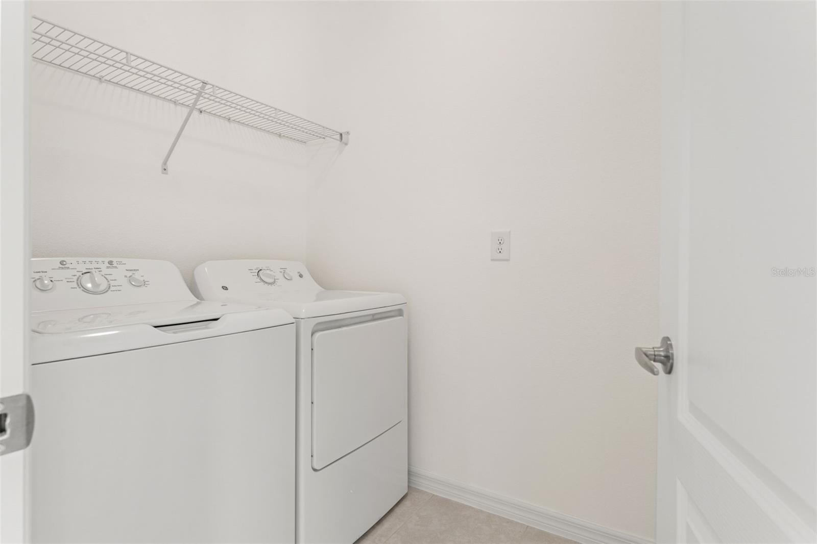 Image 31 of 34 For 2262 Washington Palm Court