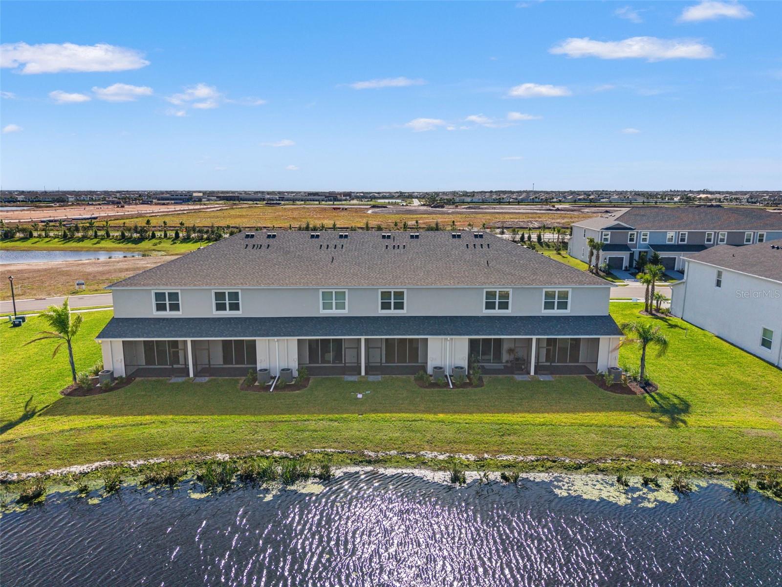 Image 33 of 34 For 2262 Washington Palm Court