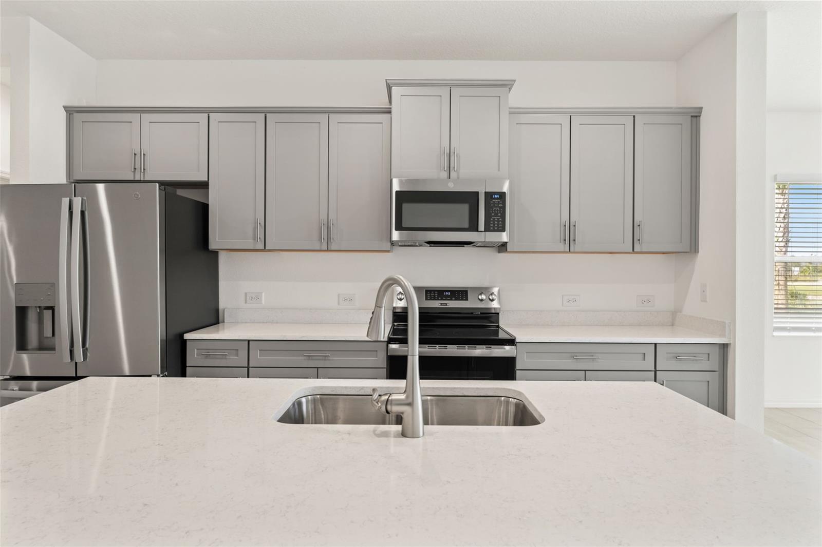 Image 25 of 51 For 2272 Washington Palm Court