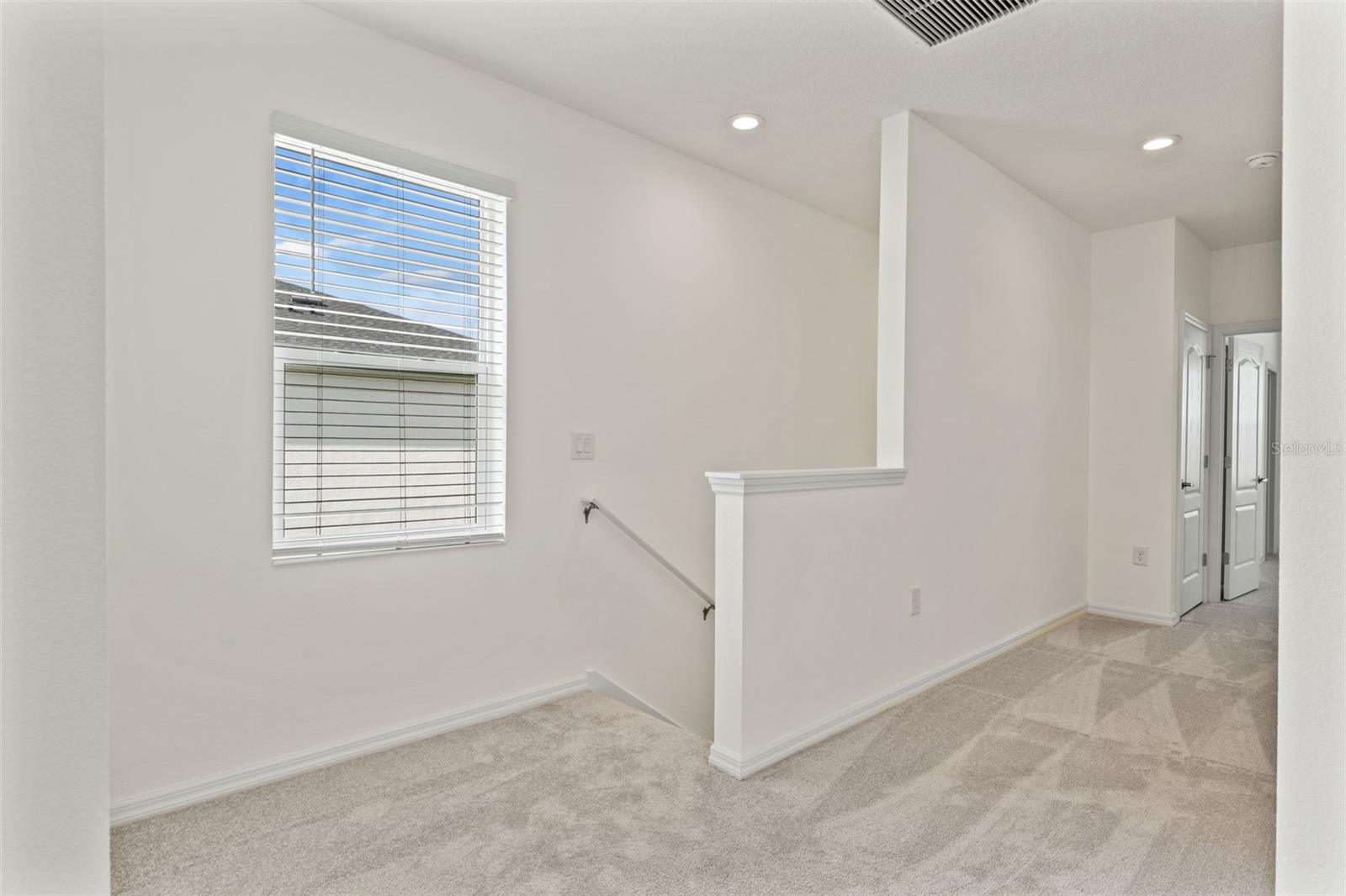 Image 34 of 51 For 2272 Washington Palm Court