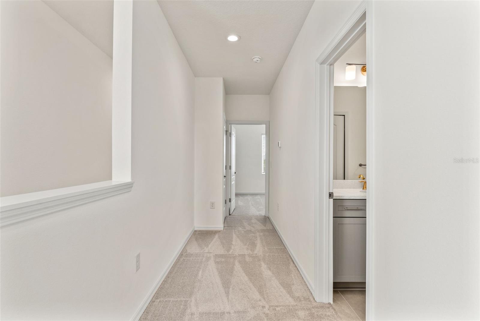 Image 35 of 51 For 2272 Washington Palm Court