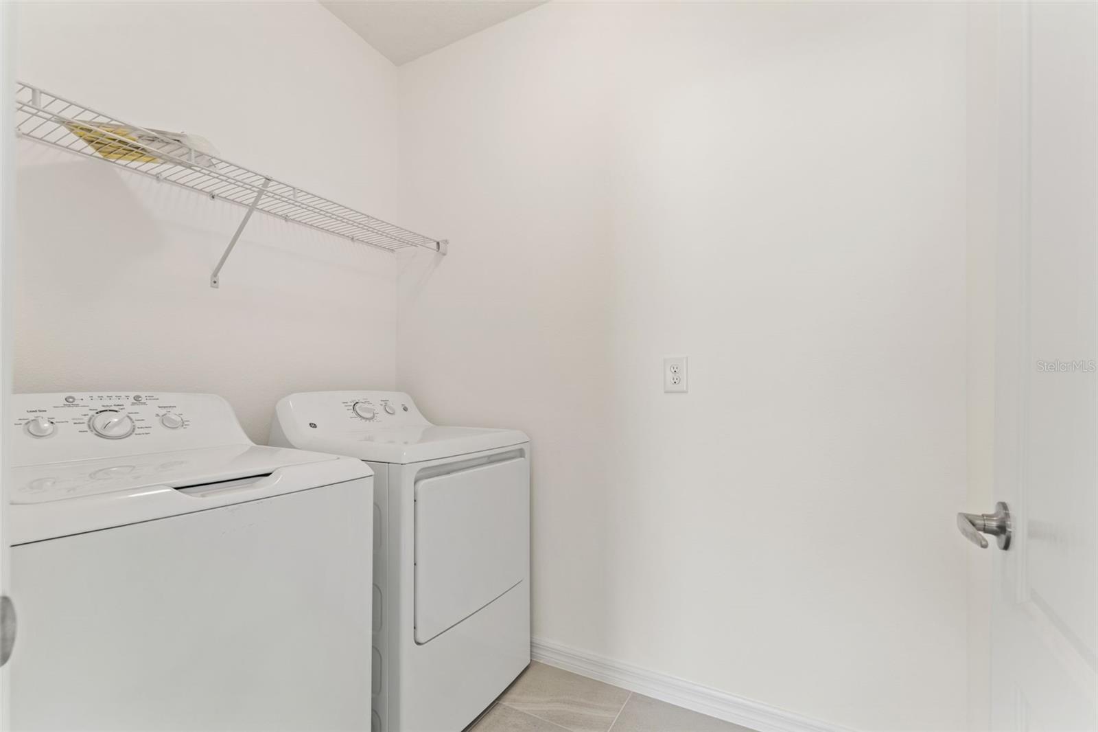 Image 49 of 51 For 2272 Washington Palm Court