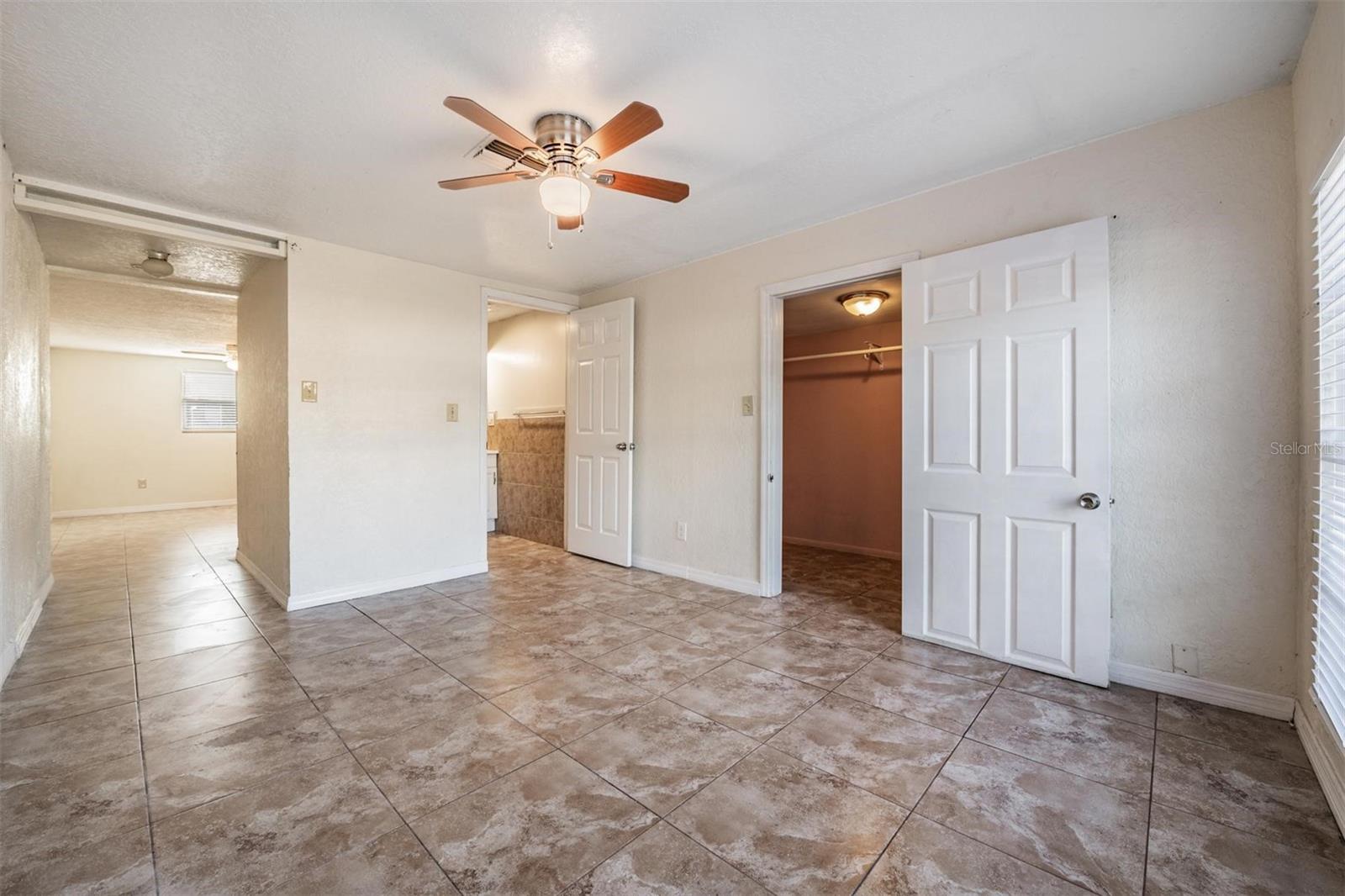 Image 11 of 20 For 2220 Ohio Avenue