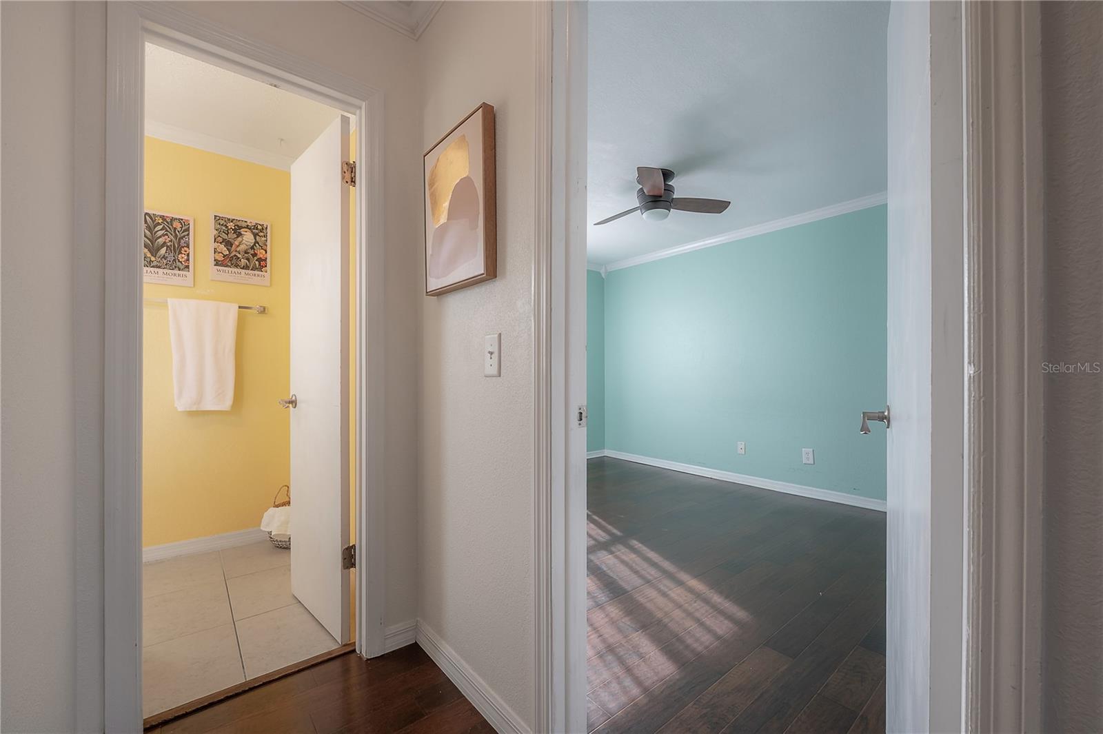 Image 31 of 55 For 13720 Orange Sunset Drive 201