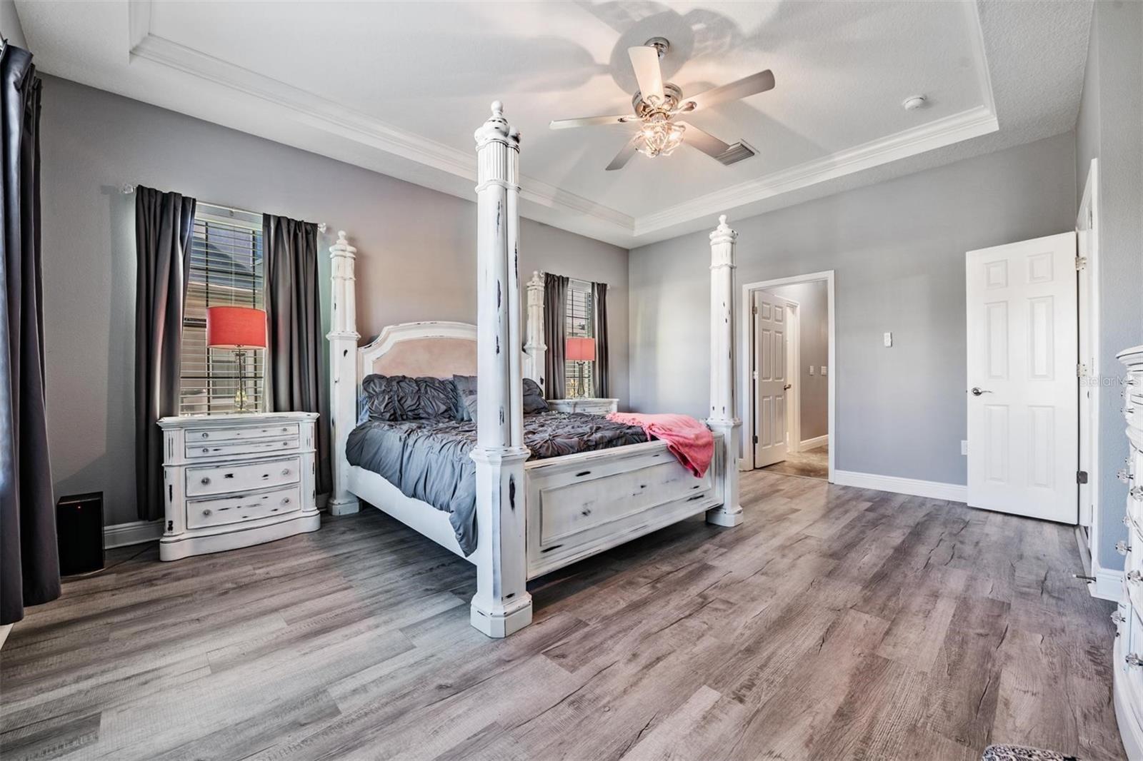 Image 14 of 51 For 19529 Hayden Lake Court