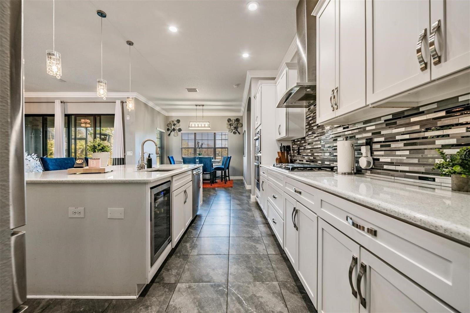 Image 17 of 51 For 19529 Hayden Lake Court