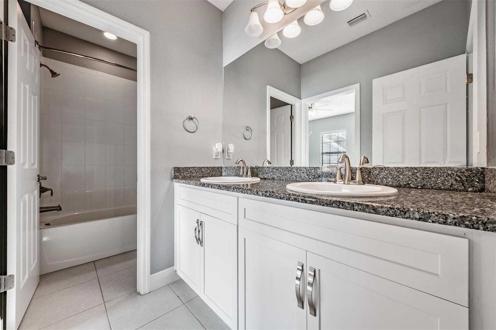 Image 30 of 51 For 19529 Hayden Lake Court