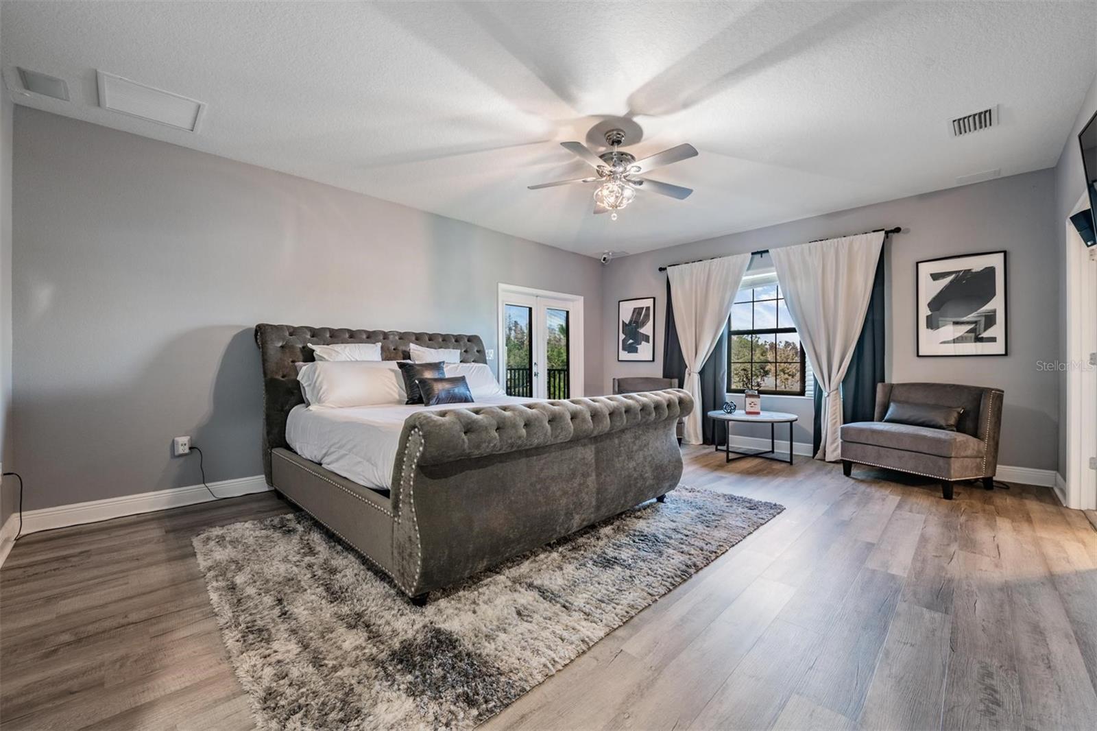 Image 32 of 51 For 19529 Hayden Lake Court